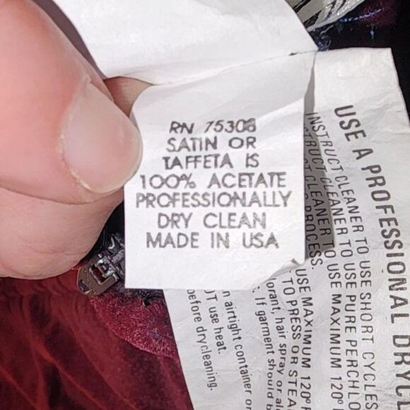 Vintage 90's Zum Zum Dark Red Velvet Formal Dress Size 7/8 - Picture 4 of 5
